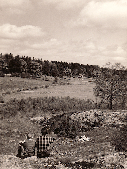 Cousin Sven-Göran and dad admire the summer cottage from a distance